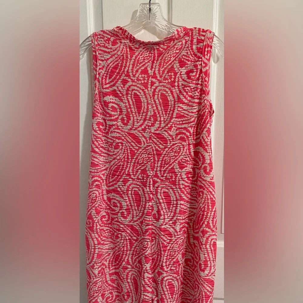 WEARABOUTS..WOMENS Red and White Sleeveless Cover-up